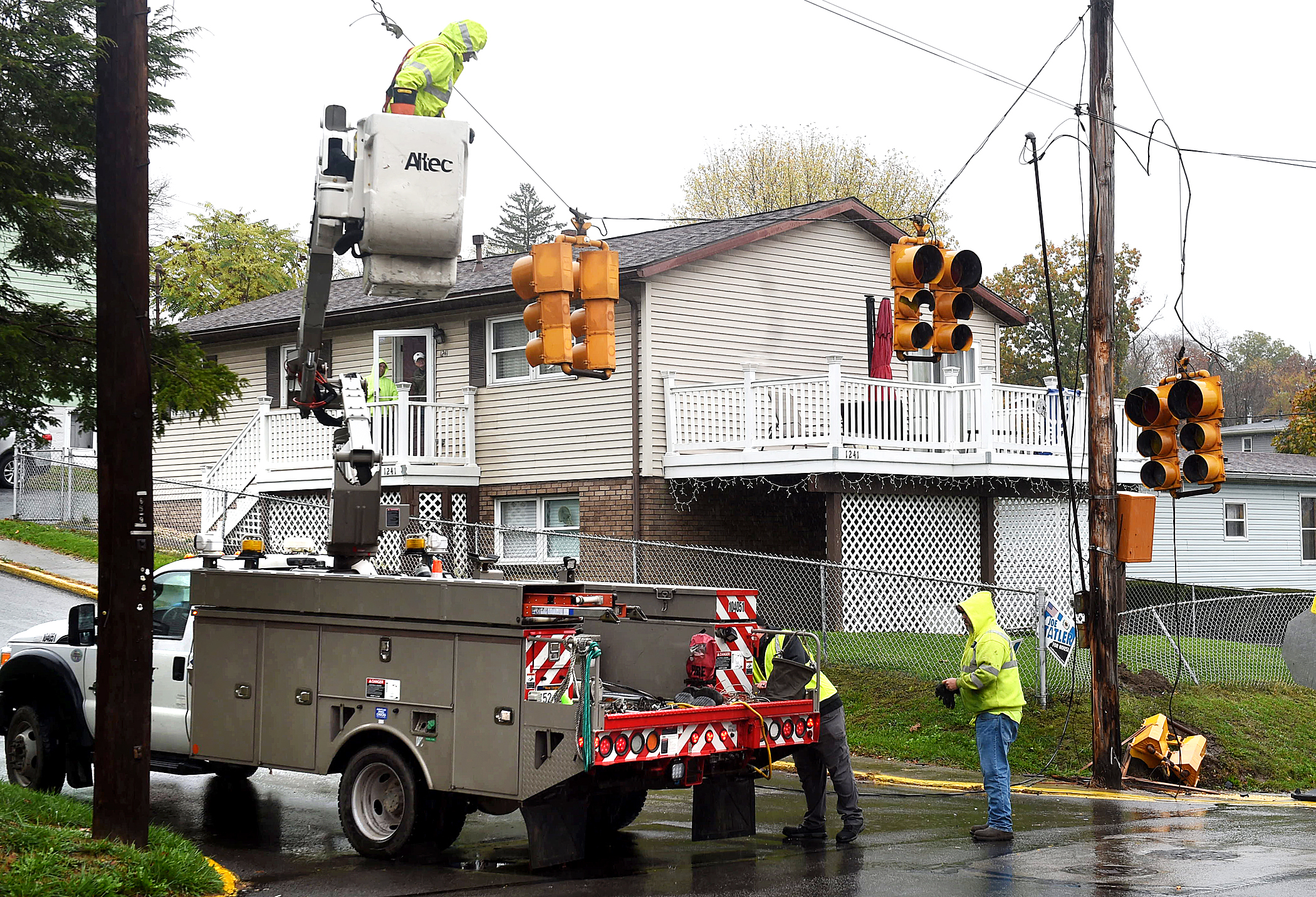 White Avenue work on pace for February finish, 2020 paving list pushed to 2021